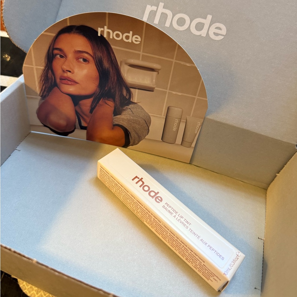 Sold out cinnamon rolll Rhode lip peptide